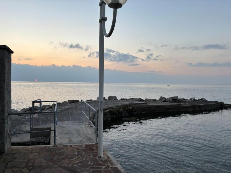 Amedeo'S Sea House Apartment Trieste Ngoại thất bức ảnh