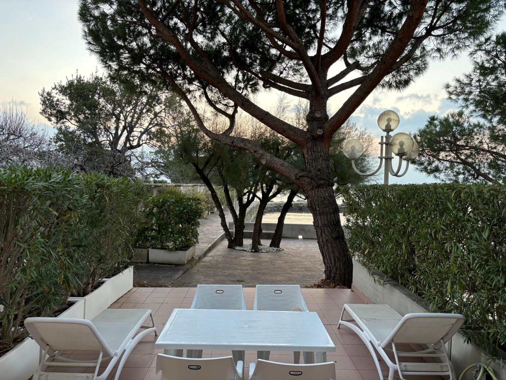Amedeo'S Sea House Apartment Trieste Ngoại thất bức ảnh